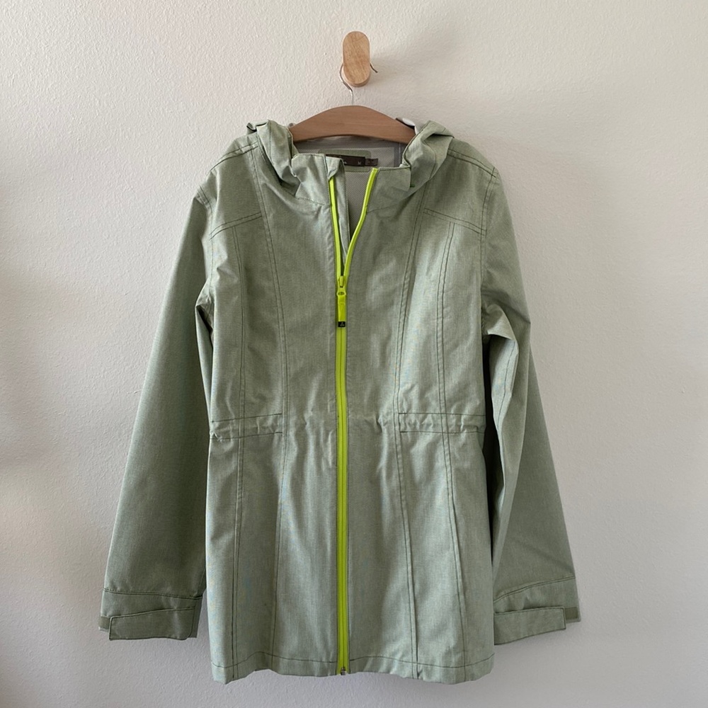 Prana Shell M